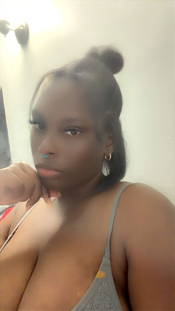 KJoseph47649's tweet photo. Try something different my natural hair is straight. https://t.co/b49lpjQdsS