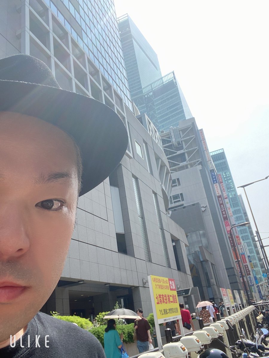 Okayama1017's tweet photo. 今日のウォーキングはめっちゃ暑い‼️

大汗かいたわ！
まだ30分は歩かないと💦

だんだんウォーキングがきつい
時期になって来ました

今日は松井悠主演
化け猫をオーエス劇場で上演です！
ショーは俺に任せろ！

今日もやるぞ！

よいしょ！ https://t.co/IfTBUqfW4i
