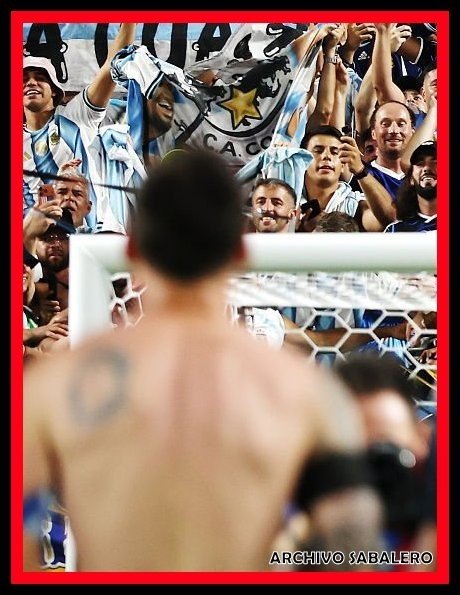 ArchivoSabalero's tweet photo. 🇦🇷🇨🇭❤️🖤🔟 https://t.co/AGMlEAmlrE