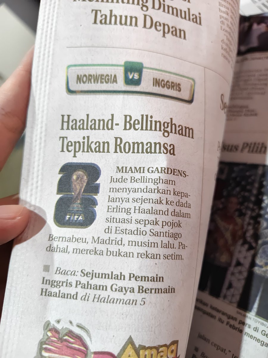 erisan tweet media