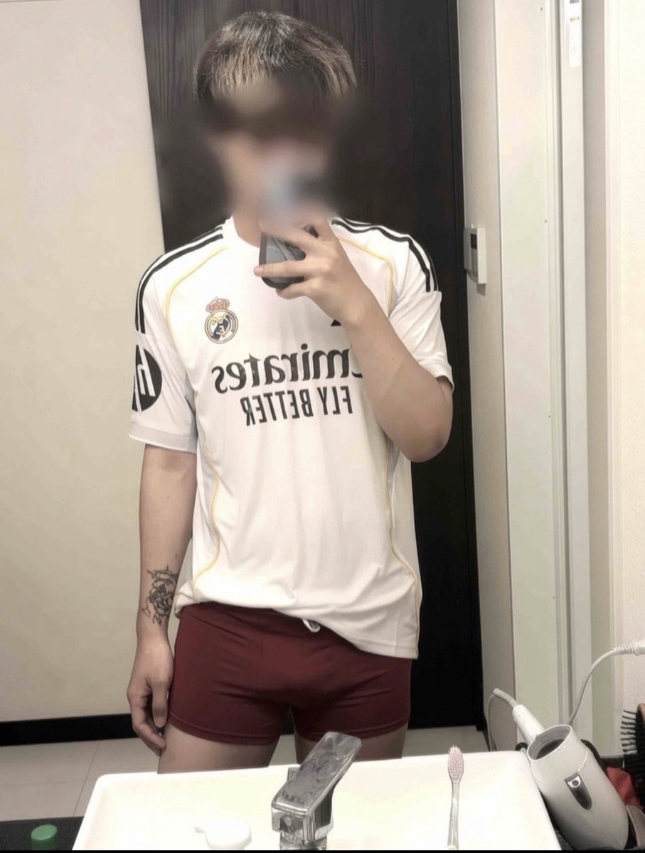 rui_07_09's tweet photo. #게이 #게친소 #트친소 
⚽️ https://t.co/zhfBubJ1Sg