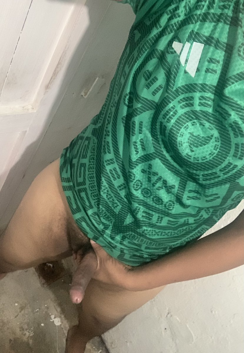 TaB0_23's tweet photo. Lo prometido es deuda … ni modo … con que otra camiseta me gustarían verme 🫣 https://t.co/YZDkPVxJyk