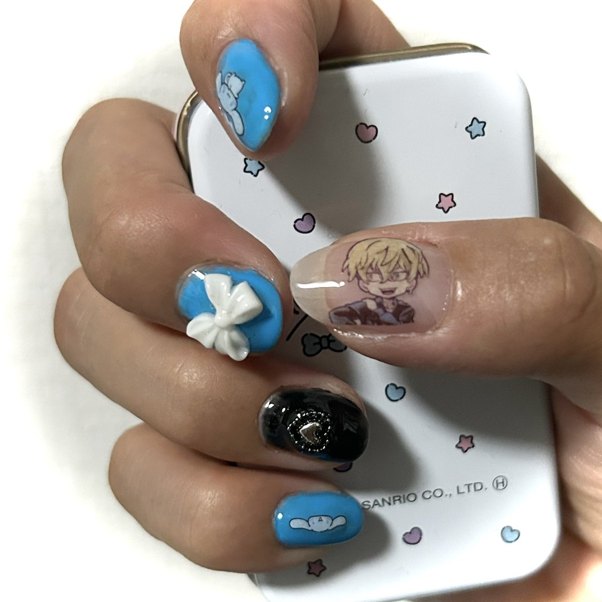 paya_bj's tweet photo. モチベーション上げる為にネイル💅★*
ゆーても、ほぼ100円ショップ🤣
センスもなければ、雑だけどいいのwww https://t.co/zfZaxYS0E9
