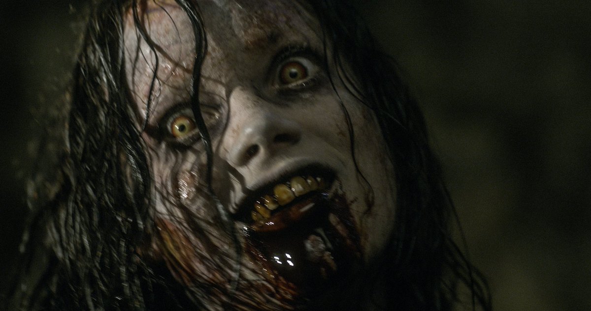 Gravecyde's tweet photo. I really like contacts used for deadites as opposed to the CGI counterpart. Practical everything just creeps me out more and feels more real https://t.co/2aSo5eUpoc