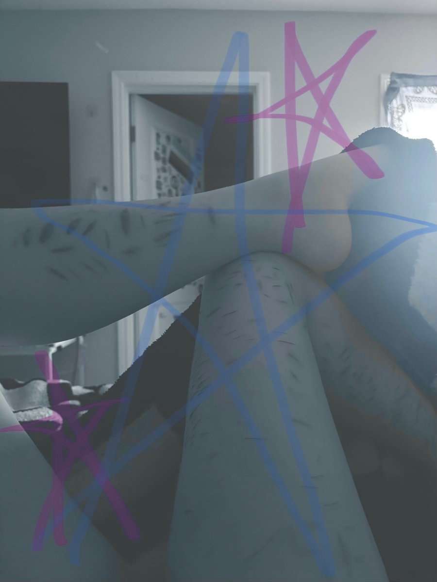 Sharktophus's tweet photo. Legss (repost bc the last one got taken down 😔)
꧁AI GENERATED꧂
#shedtwt #slashflash #cuts #shtwt #988twt https://t.co/HkGJbHrvo2