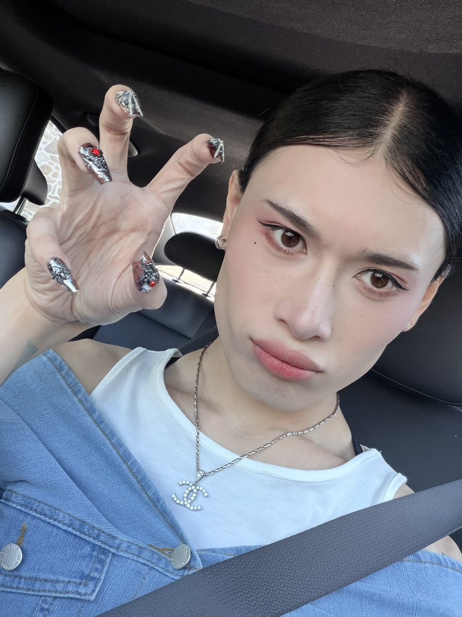 min_jooya's tweet photo. do i pass as a girl? 🤭

#nsfwtwt #montreal #canada   #MTF #transgirl #trans #maletofemale #maletofemaletrans #fem #femboy #trap #mtl #transmtl #transmontreal #montrealtrans #mtltrans https://t.co/FBiJ7h2hUz