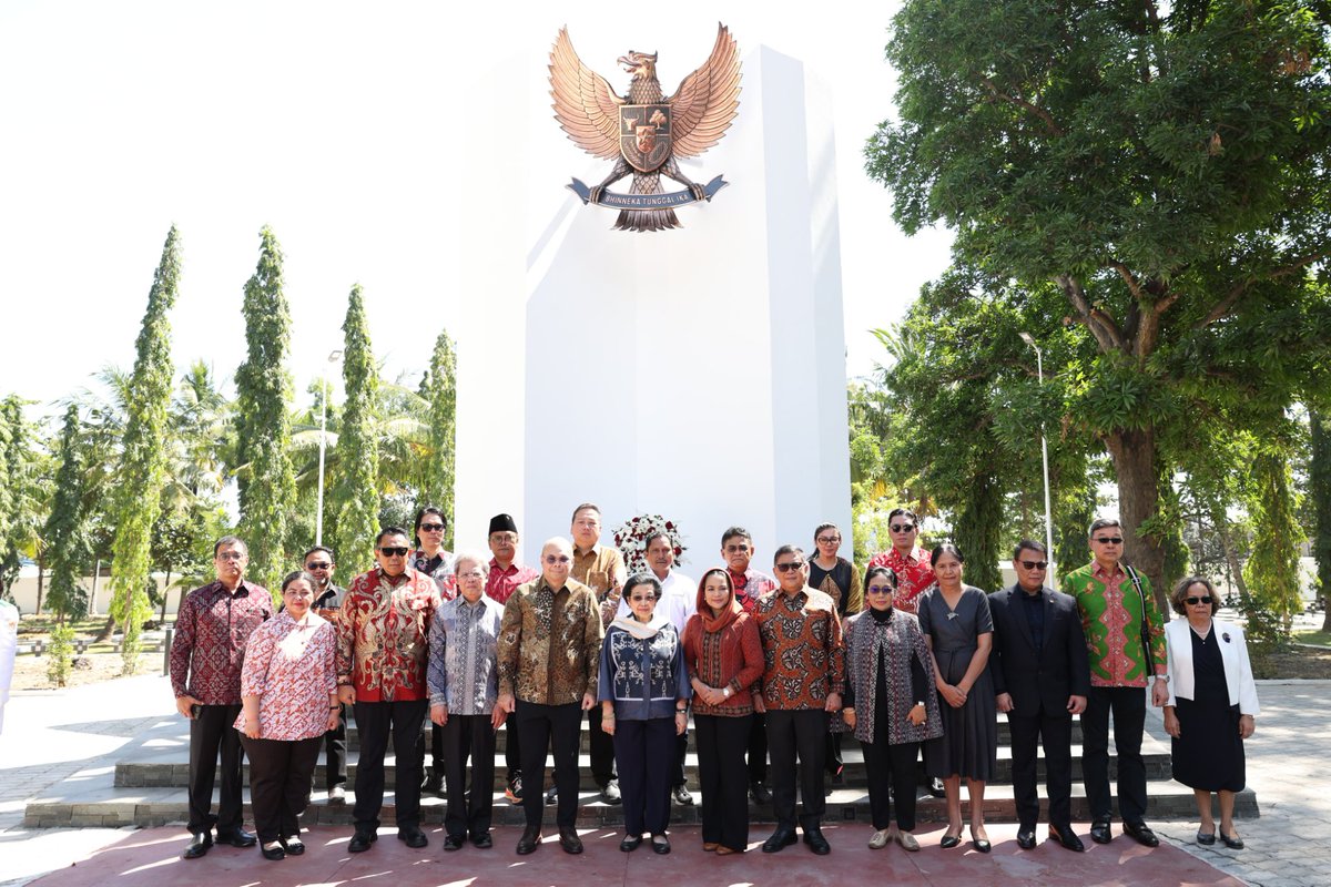 Mohamad Guntur Romli tweet media