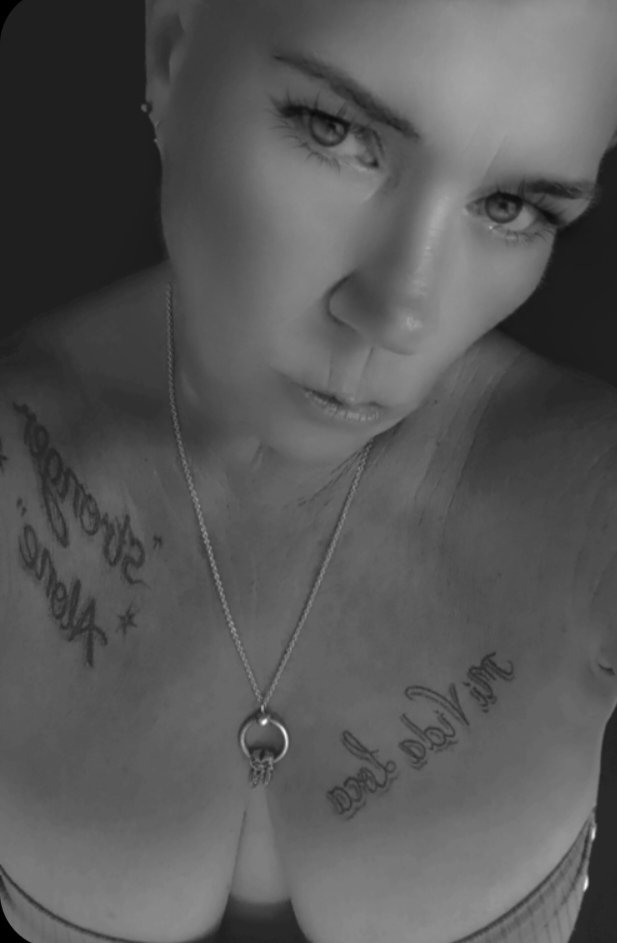 Ladykatewarrior's tweet photo. https://t.co/pFQqgM75Eu Subscribe Now
#over50 #onlyfans #onlyfanscontentcreator #onlyfansgirl #SubscribeTonight #subscribers #subscribe #subs https://t.co/JhA0wIVN7j