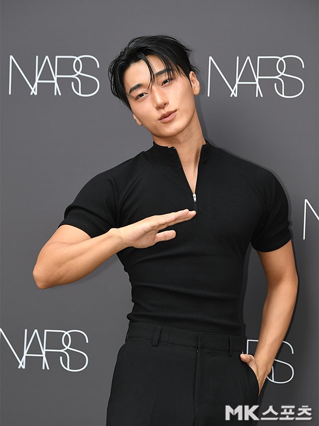 ATEEZUD's tweet photo. [THREAD] SAN for NARS new liquid blush launch event Pop-Up at Musinsa Mega Store Seongsu.

 Media Related Updates Direct Links List

• Interact to all the contents compiled in the list
— LIKE / COMMENT / SHARE / SAVE

#ATEEZ #에이티즈 #CHOISAN @ATEEZofficial https://t.co/Cly5l2i28f