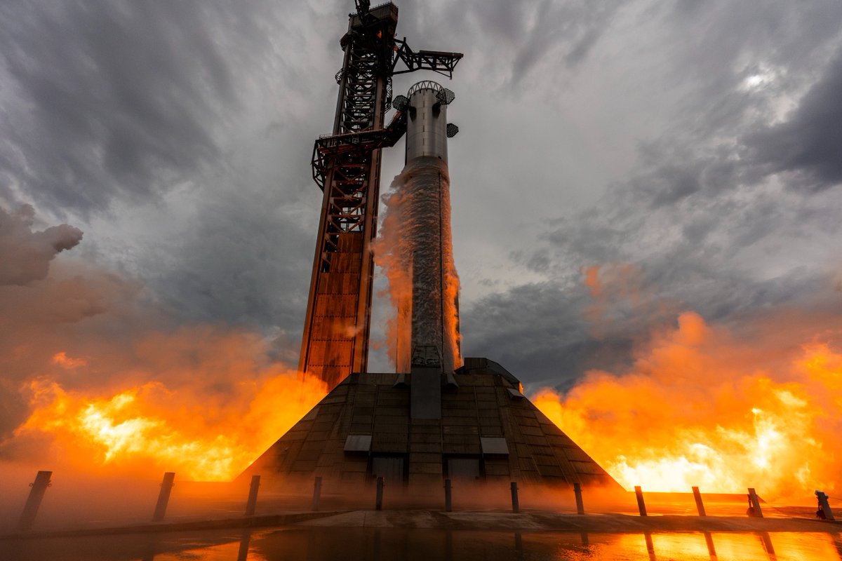 SpaceNews tweet media