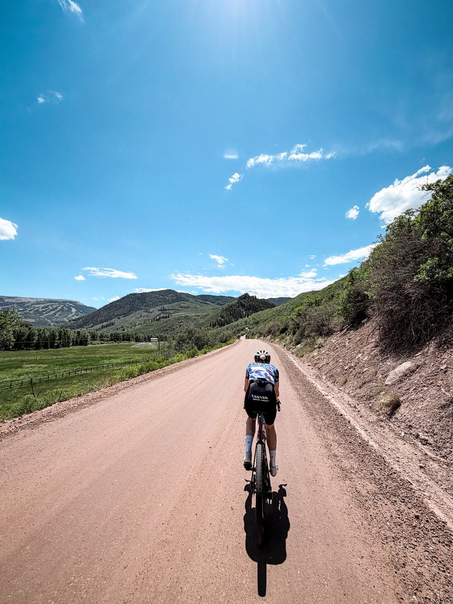 ValtteriBottas's tweet photo. Epic rides 🏔️ https://t.co/N8RngLuTrz