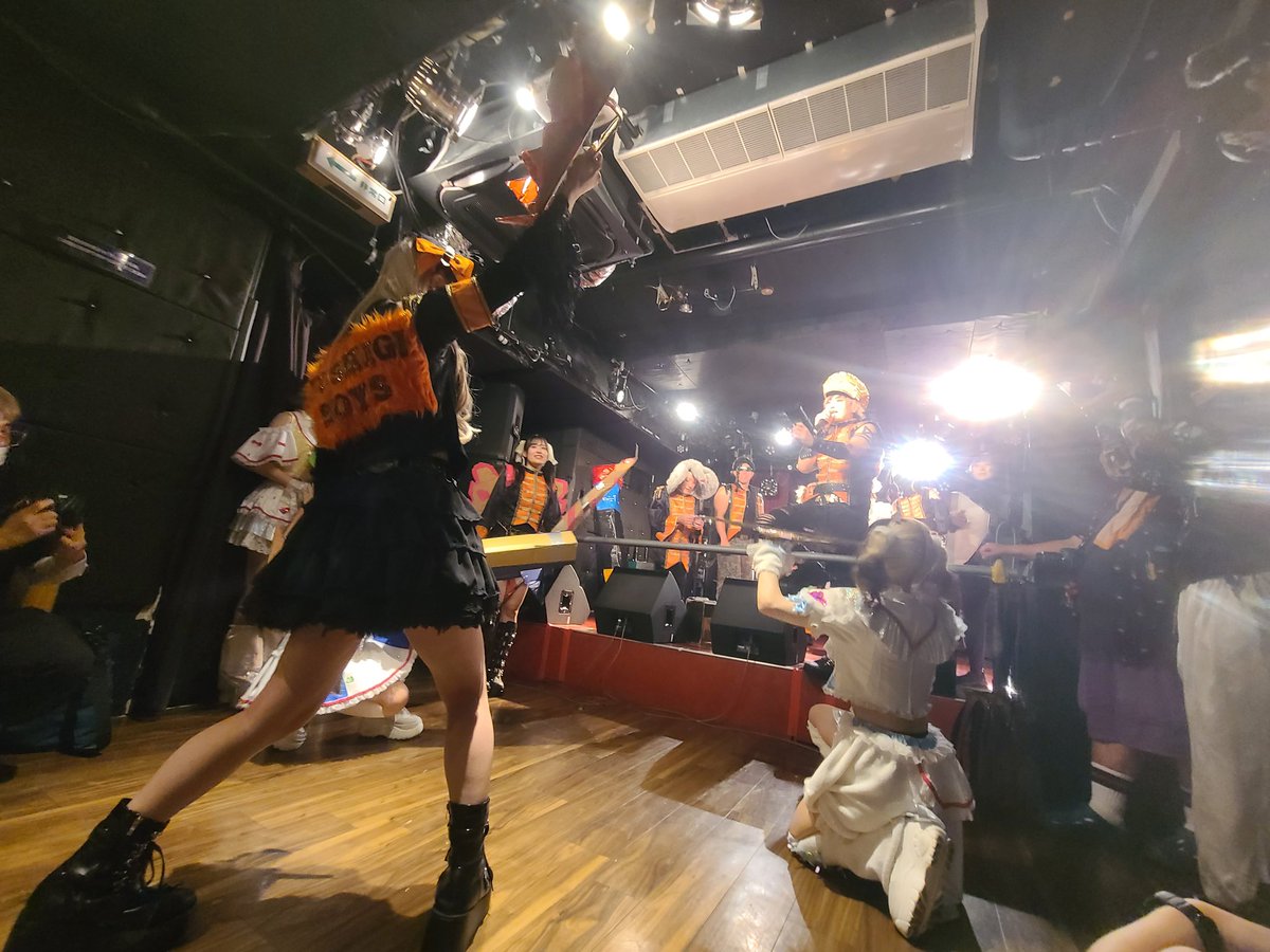 dowobsusi's tweet photo. なんか必殺技繰り出してそうな推しさん！ https://t.co/hzvMw9JhaT
