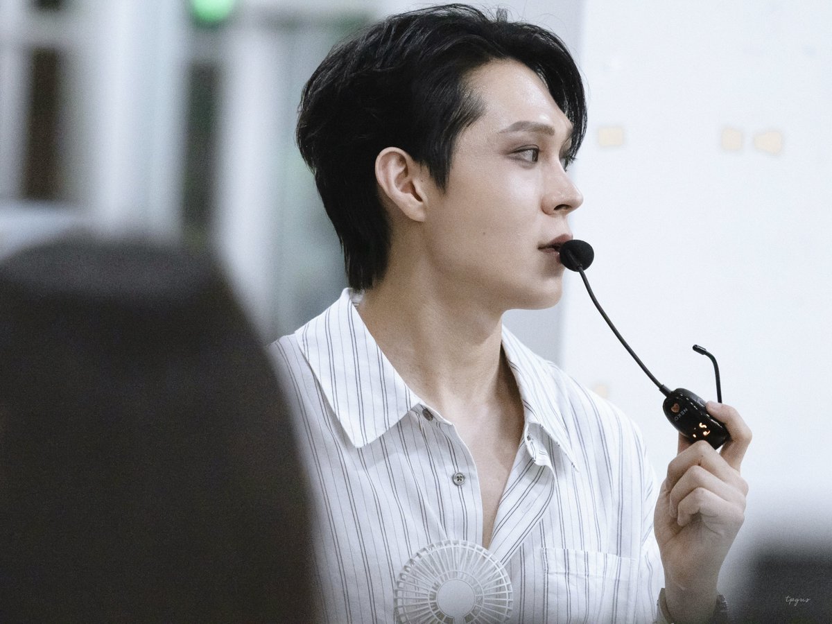 tpgus2245's tweet photo. 260712 퇴근길

#이해준 https://t.co/OWiPF1gJOl