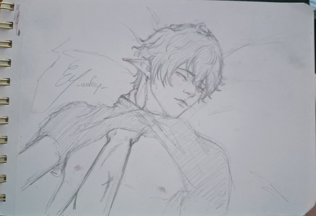 _wofeiyu_'s tweet photo. Guess who watched mignon just now 🫣 

more coming soon...?
(I swear he's liking it, no Blade's hand is not tight.)
#renheng https://t.co/L3fxfZv7gP