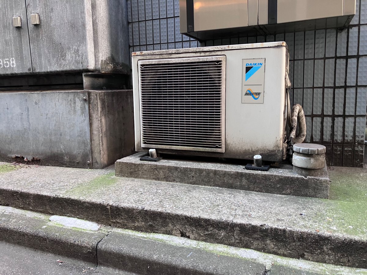 室外機