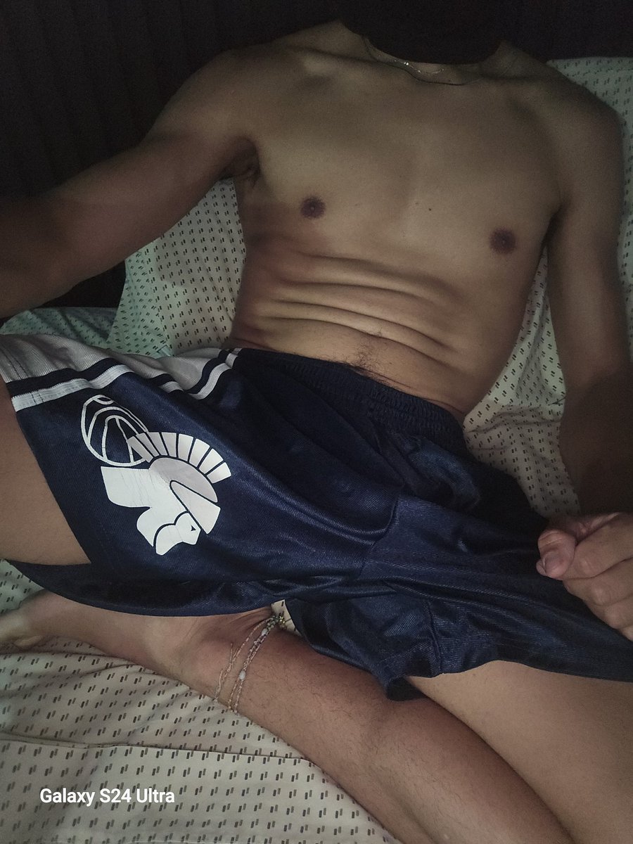 Crist71_'s tweet photo. Que tal se ve el short dominguero?
#fumegdl #blowing #zoomgay #methgay #gdlgay https://t.co/j9OREFwbcu