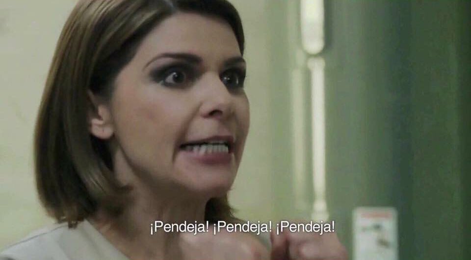 caffrey05's tweet photo. Cada que aparece Rhaena https://t.co/L4fdEb0IgN