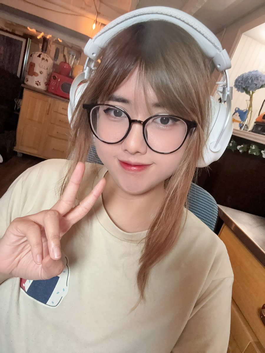 aalexlee22's tweet photo. Ahora si toy uwu
https://t.co/yTRXNEsdwS https://t.co/TDAkMBO1AV