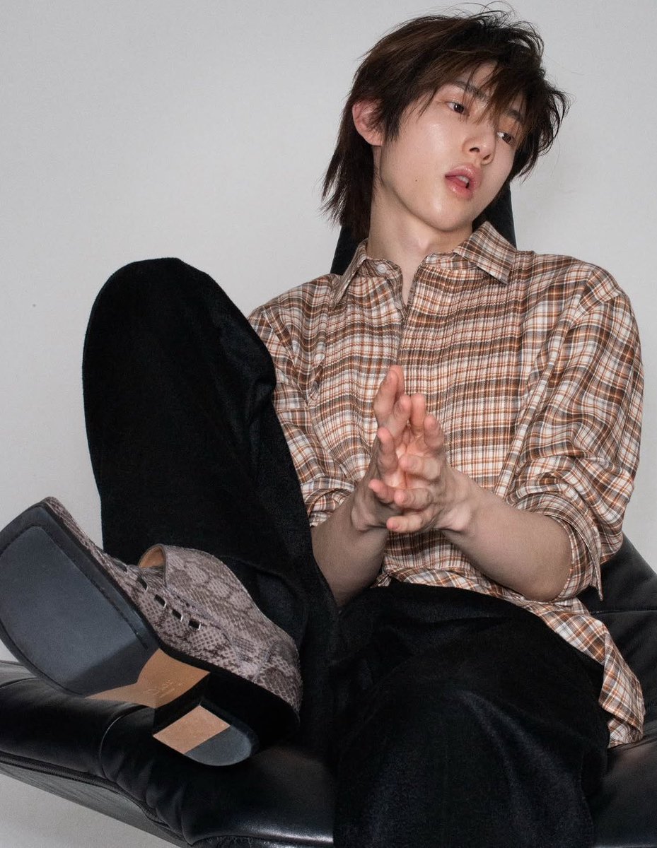 Marboiiyeah's tweet photo. กุไม่อยากอยู่ละ มันอยู่ไม่ได้ อยู่ไม่ไหว อันนี้คืออะไรหรออุ้ดบอย ? เหมือนอยากฝังแม่มากอะ เจอกันข้าวต้มปลาฟรี มาเลย ಥ﹏ಥ🧎🏻 https://t.co/hjGCEaXqNo