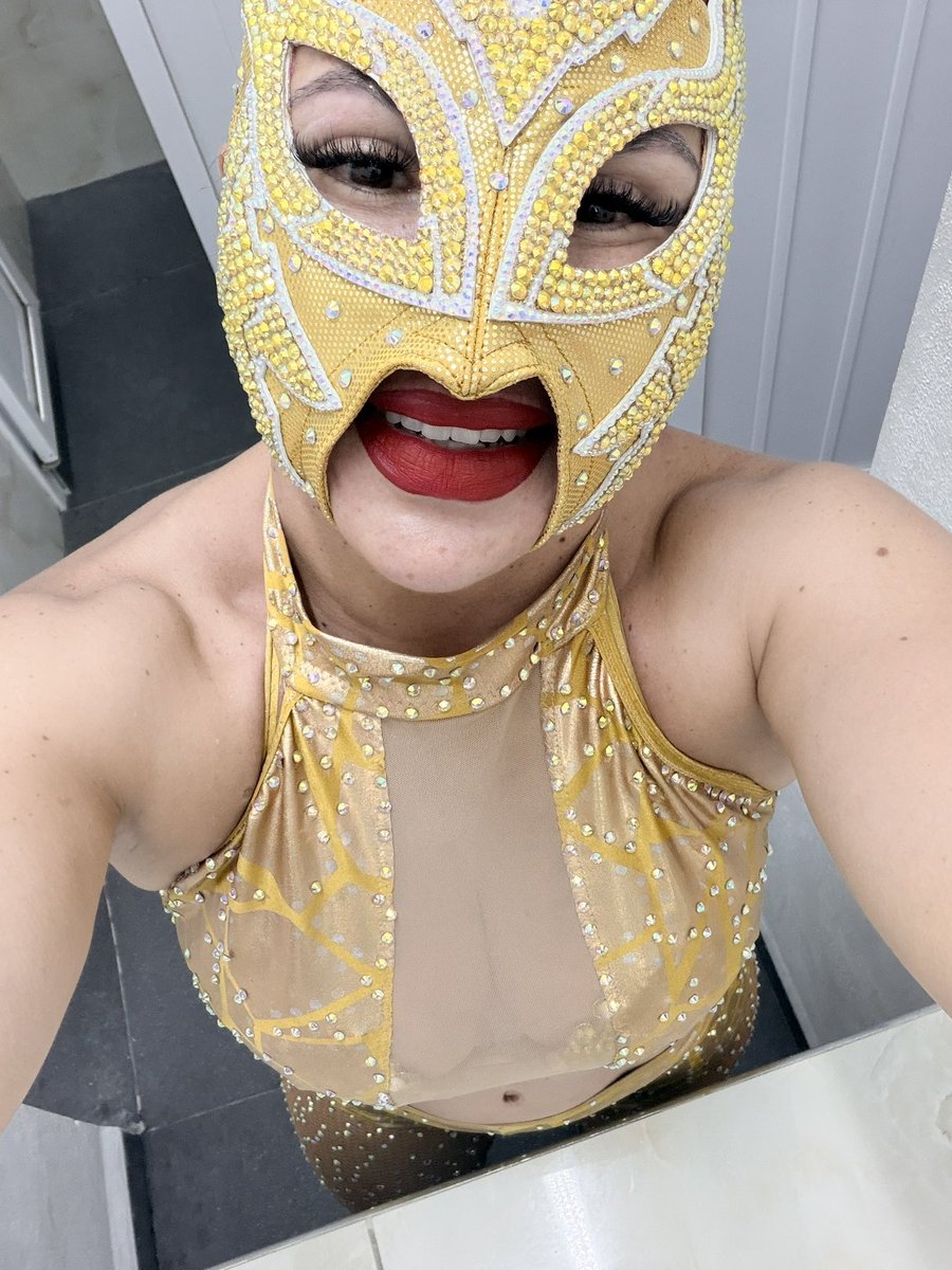 Lluvia89230502's tweet photo. Gracias arena México por su apoyo 🫶🏻💋 #arenamexico #lluvia #cmll #amazonas #mexicanas #luchalibre https://t.co/vs7W1HJ6R5