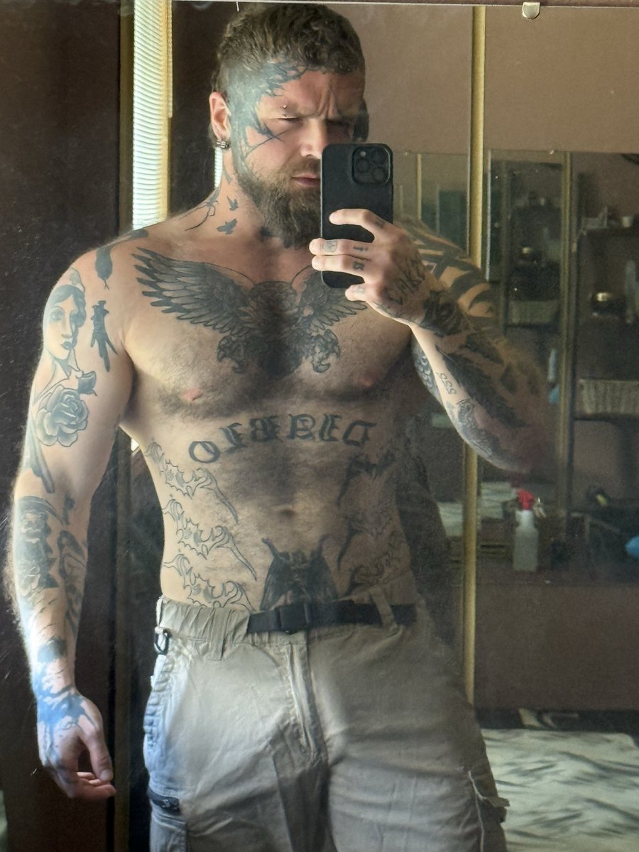 diabloxdylan's tweet photo. How Was The Weekend? https://t.co/h47gyk0abN