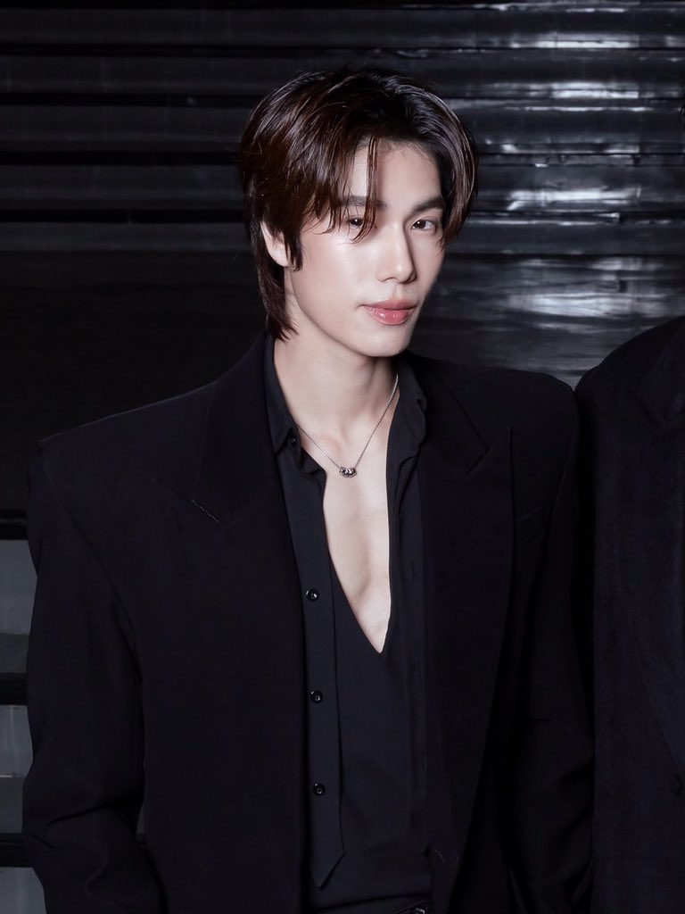 PhuwinOfficial's tweet photo. 𝙃𝙖𝙥𝙥𝙮 𝙈𝙤𝙣𝙙𝙖𝙮 ♡

วันนี้มีนัดกับภูวินทร์กันในไลฟ์ Recap ‘มีสติแล้วลูกพีช’ เวลา 17.45 น. อย่าลืมดูกันน้า~😉🍑

❥𝙃𝙖𝙫𝙚 𝙖 𝙣𝙞𝙘𝙚 𝙙𝙖𝙮 @phuwintang ขอให้เป็นสัปดาห์ที่ดีทำงานราบรื่นนะค้าบ~🤍

13JUL Peachy Bliss PHUWIN
#WhatANiceDayPhuwin
#phuwintang
#winniethephu https://t.co/r3oApWNm5f
