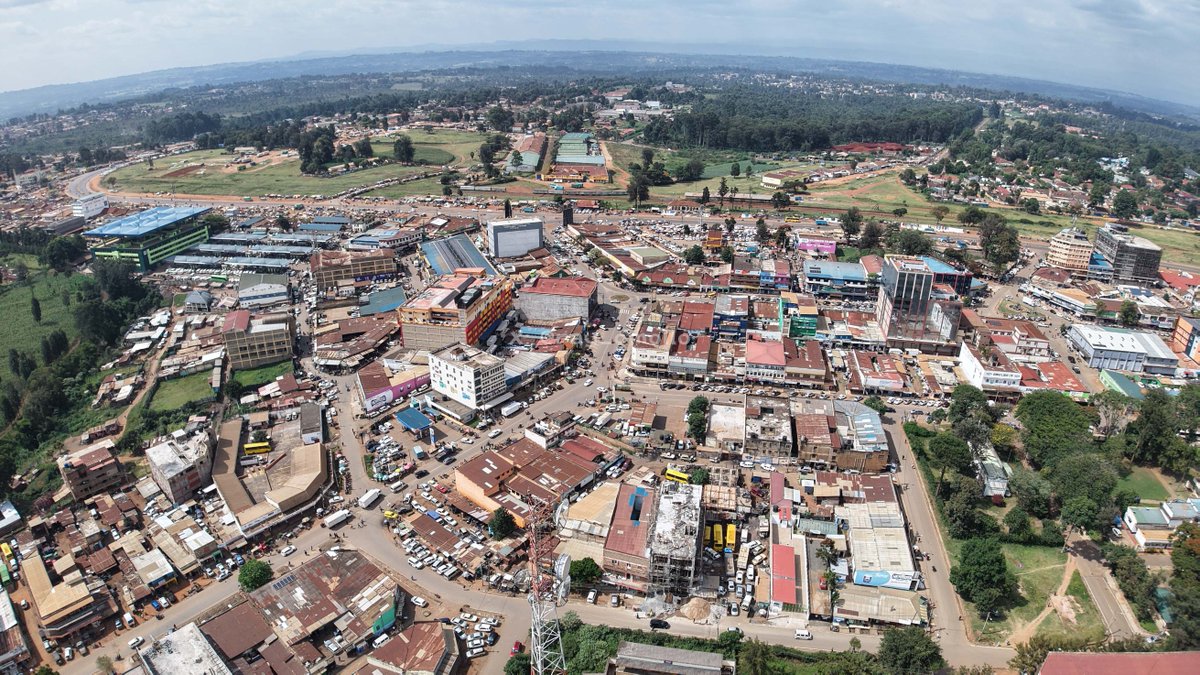 ray_omollo's tweet photo. While implementing transformative projects under the Bottom-Up Economic Transformation Agenda (BETA), H.E President William Ruto is equally committed to unlocking and completing long-stalled developments, ensuring wananchi benefit from projects that had remained dormant despite years of public investment.

A notable example is the Masinde Muliro Ultra-Modern Market in Kitale Town, whose construction was initiated in August 2022, during the tenure of former Governor Patrick Khaemba before stalling for years until the involvement of the National Government.

Construction has now surpassed 95% completion and is being finalised for immediate handover to local traders.

Designed to accommodate between 3,000 and 3,600 small and medium-scale traders, the facility provides organised spaces for fresh produce vendors, household goods dealers, apparel traders and other specialised businesses, helping move traders from vulnerable roadside stalls into a modern and secure trading environment.

Given its strategic location at the heart of Kitale's commercial and transport hub, the State Department for Internal Security and National Administration is working closely with security agencies, local administrators and transport stakeholders to support orderly occupation, enhance public safety, manage traffic and maintain a conducive environment for market operations. MORE PHOTOS - https://t.co/B05egkHJpw