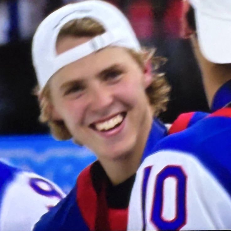 dailywsh's tweet photo. goofy ahh https://t.co/4OYr2VqbcF