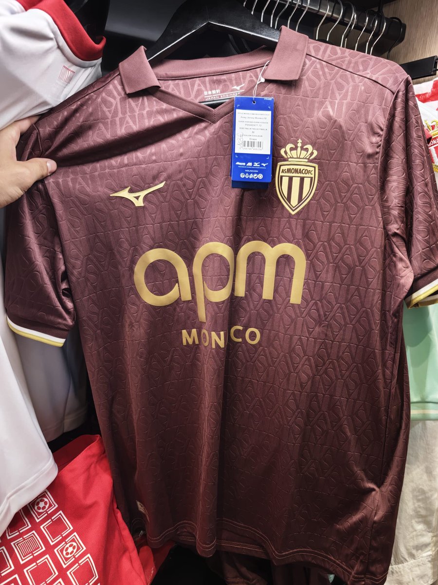 bigbrother767's tweet photo. Le maillot third a fuité 😶 #asmfc https://t.co/3qKgBgIcVp