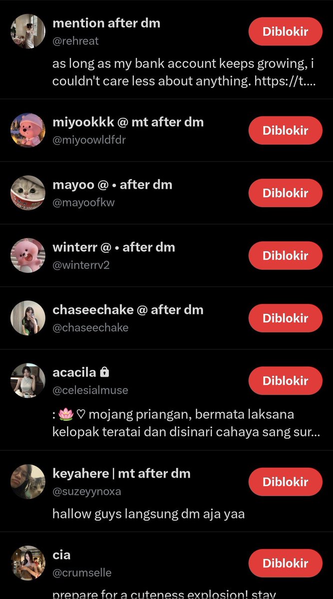 jekeyna7's tweet photo. Ini yaa buat buyer ataupun seller aku mau berbagi list2 akun scamer, barangkali bermanfaat agar kalian tetep hati2 kalo mau beli disini🙏 utamakan rekber kalo buyy nominal banyak. Soalnya aku jg pernah ketipu disini💔 (yg lagi ketipu smg rezekinya diganti lebih byk lagi) https://t.co/6Tnq6aKyjz