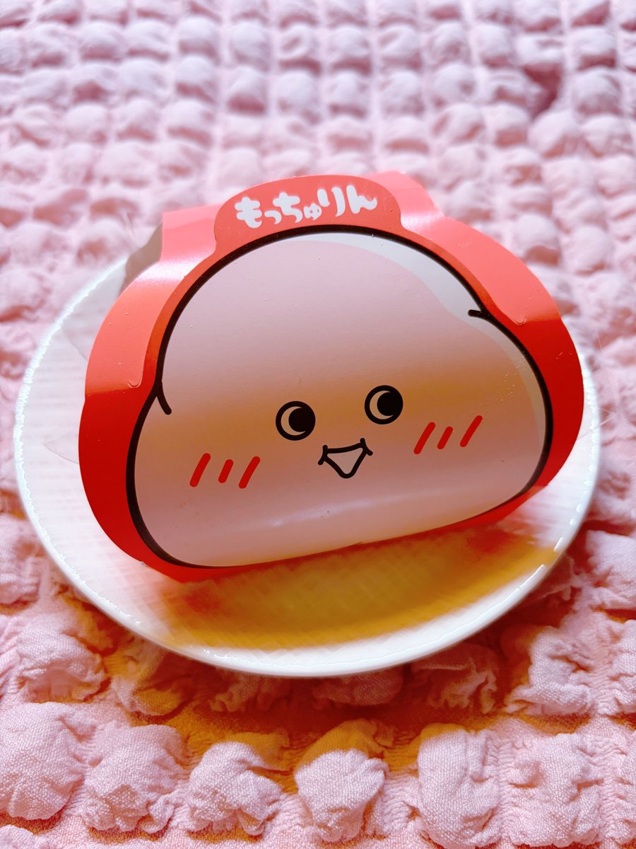 suimin0404's tweet photo. もっちゅりん食べたよきなこ https://t.co/waB9XdNBRL