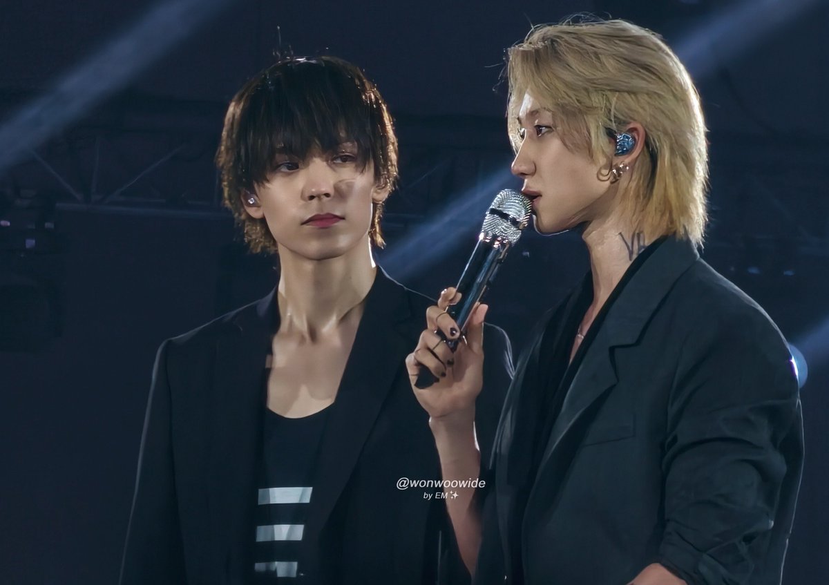 wonwoowide's tweet photo. 260712 V8 in Goyang Day 2 💎
Eyes only on you… 😍
#verhao #솔잇 https://t.co/9AfnrMDl1q