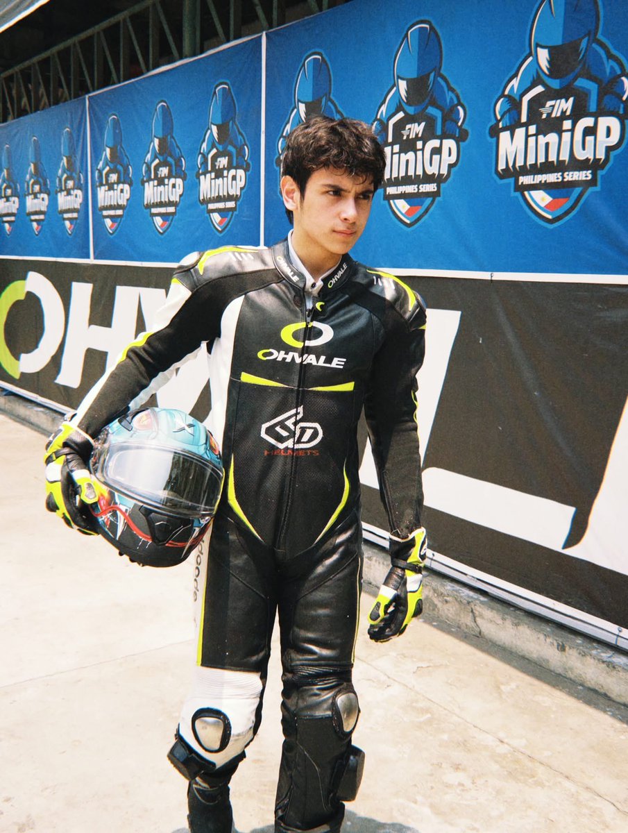 Sparkle_GMA's tweet photo. Ready, set, ride 🏍️ Heath Jornales and Geo Mhanna are hitting the track as they take on MiniGP training ✨

#HeathJornales #GeoMhanna https://t.co/HiLj42hSjA