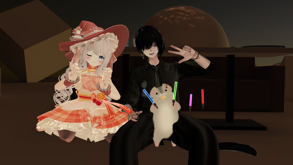 suzu_5572's tweet photo. レンタルハムスター🐹
みやせさんに沢山サポートしていただきながら、無事に初出勤を終えました！どきどきだった〜！

黒星猫さんの歌声が素敵すぎて、とっても楽しくてあっという間の時間でした🎤✨
ありがとうございましたー！！
#VRCハムスターグループ #VRCレンタルハムスター https://t.co/OKIWH0UoOj