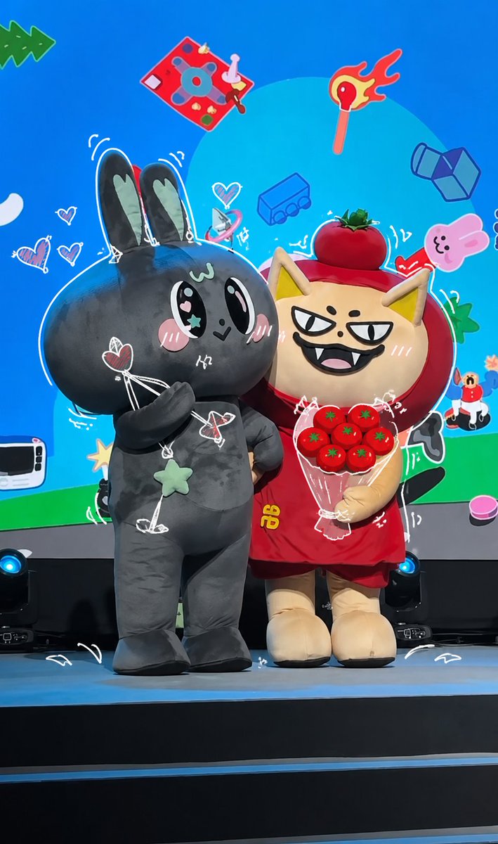 SunnyNanid's tweet photo. ปป น่าจะชอบสิ่งนี้ !!! เมต้าจีบฟ๊อกของอุนยายหรอ (มาการองฟรีตลอดชีพนะ)🤭
TCEX 2026 SIAM PARAGON
#SiamParagonxTCEX2026xGMMTV
#TOMAFOX #METAA https://t.co/qNI1ybbAtI