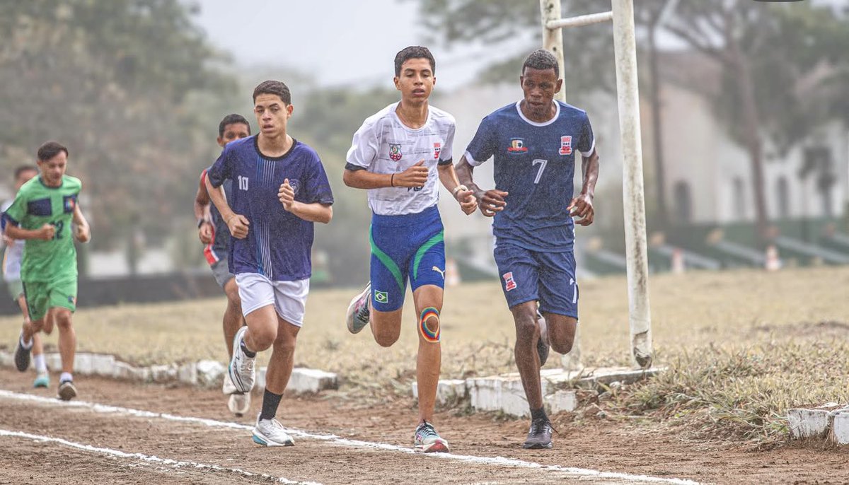 oficialfedepe's tweet photo. Velocidade, força, técnica e superação. 🏅

No atletismo, cada prova é uma oportunidade de desafiar limites e revelar novos talentos. Na etapa da GRE Agreste Meridional dos JEPS, estudantes-atletas mostraram dedicação, espírito esportivo e orgulho em representar suas escolas. 💪 https://t.co/nOvjByWTia