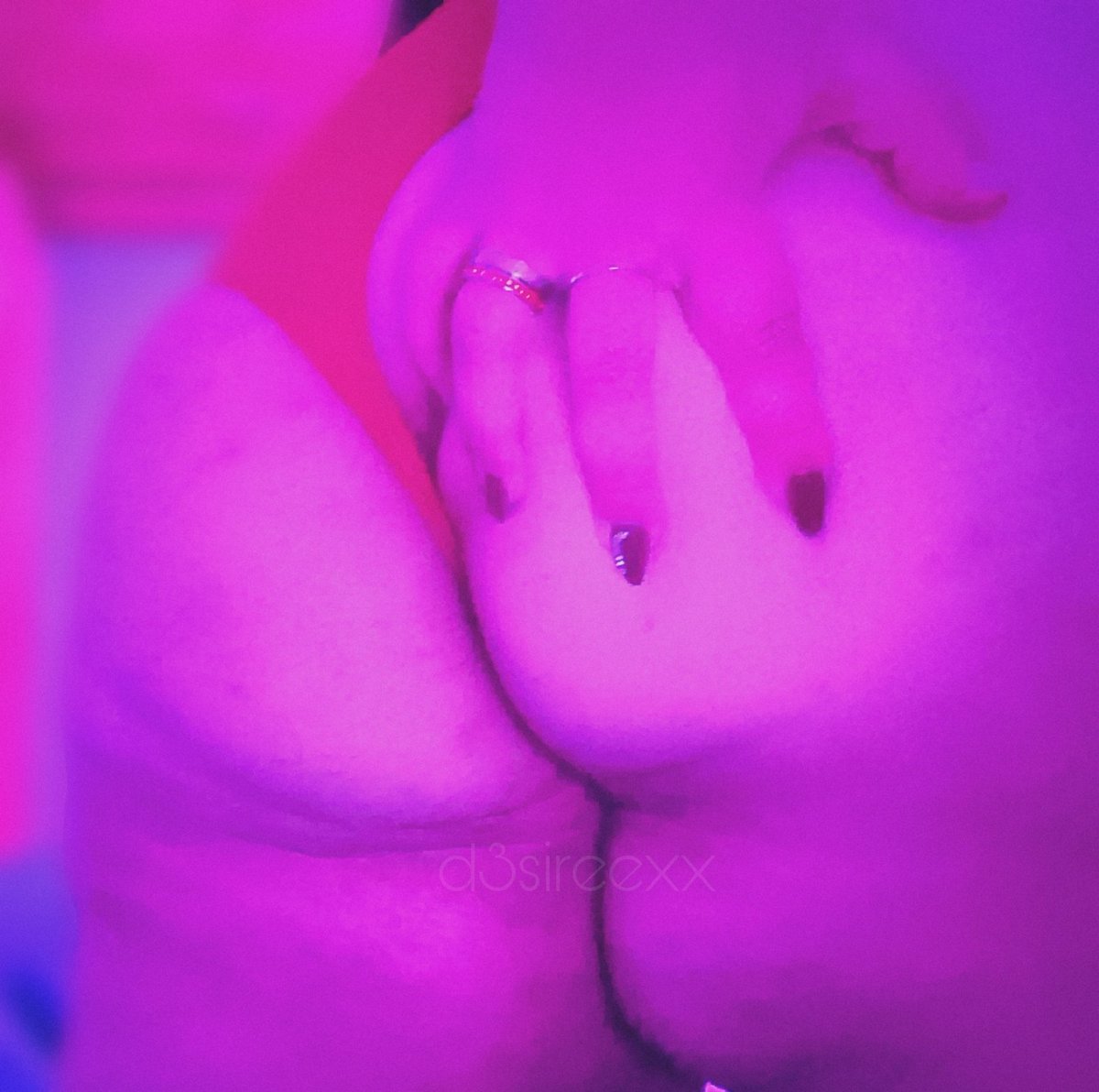 d3sireexx's tweet photo. 🎠‧₊˚🩹⋆ ✩ 𓂂 εїз

𐙚 Mica 💗
𐙚 27 💗
𐙚 Arg/Uru 💗
𐙚 Bi 💗
𐙚 Single 💗
𐙚 Venta de contenido 💗
𐙚 💌 Open 💗
𐙚 #nsfw 💗

      ₊˚ ‿︵‿୨୧ · · ♡ · · ୨୧‿︵‿ ˚₊ https://t.co/QsjiNkFs8J