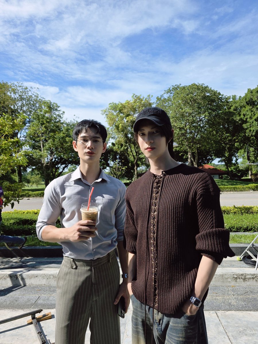 TheGrimLoverTH's tweet photo. วัวไม่ขยับฮับบ 🧋 จือปากรับอรุณ แดดมันจ้าซะเหลือเกินนน ☀️🤗🤟🏻

The Grim Lover Q9

#รักลืมตายQ9 https://t.co/xLRm7pfSlb