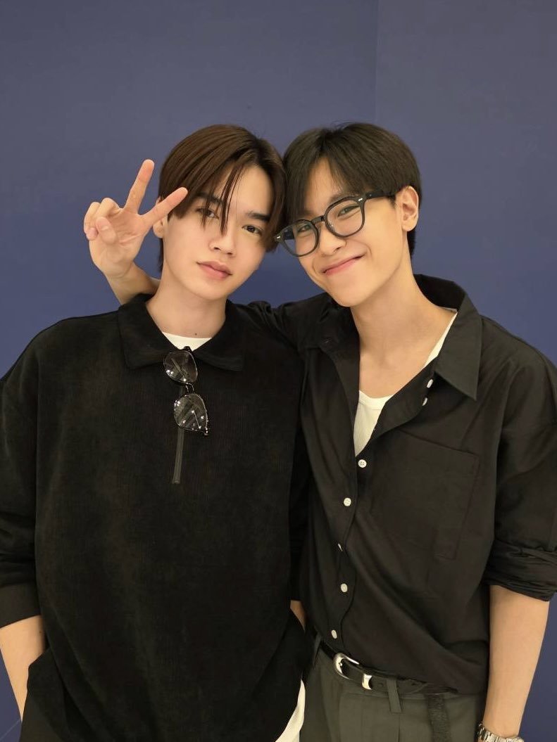 j_saturccentric's tweet photo. missing faifawine hours🥹 https://t.co/IW4nK0qVpJ