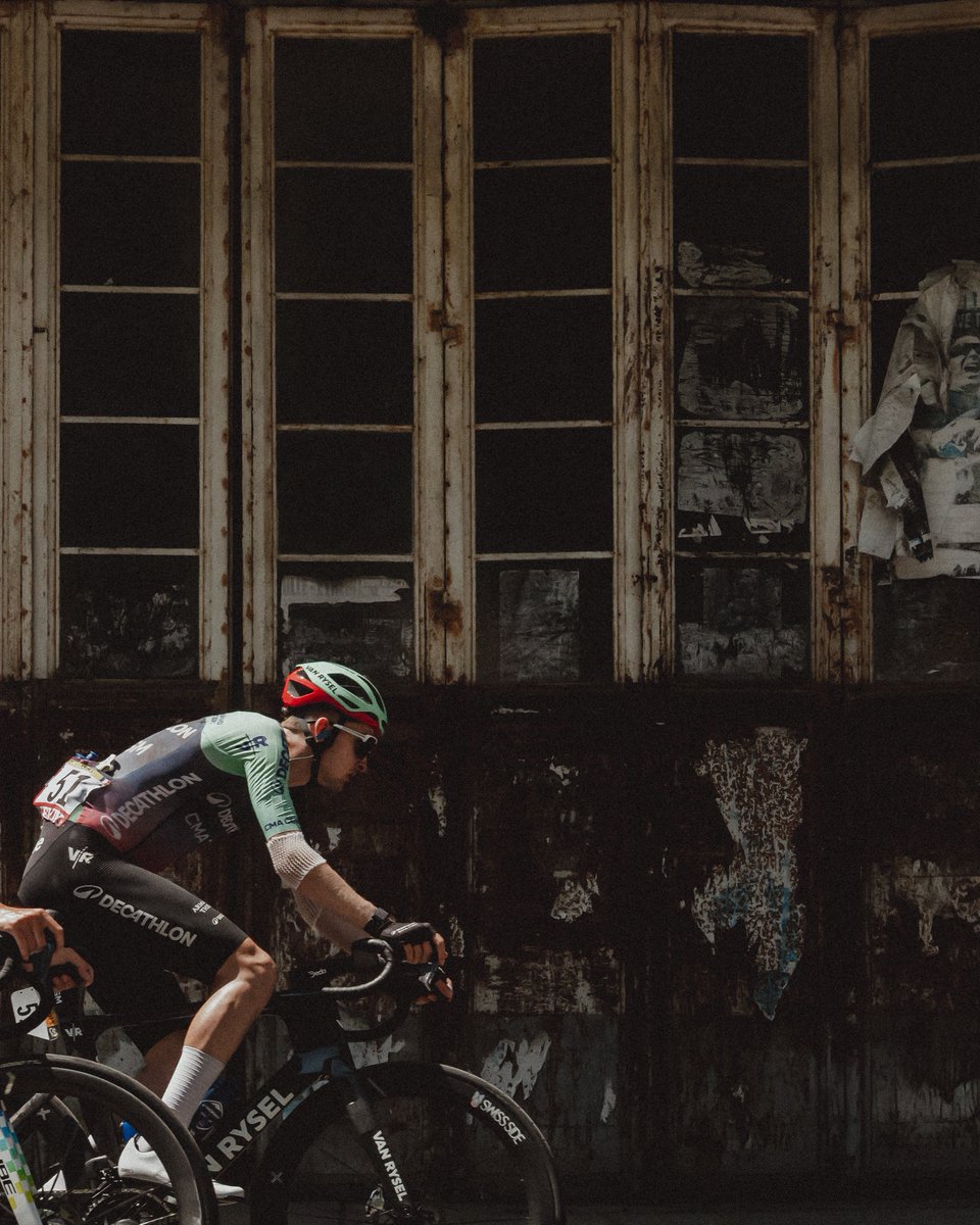 seixas_paul's tweet photo. Semaine 1 ✅
Un grand merci à l'équipe @decathloncmacgm pour le boulot et à vous tous pour le soutien depuis le Grand Départ !

Week 1 of @LeTour ✅
Huge thanks to the team for the hard work, and to all of you for the support since the Grand Départ!

📸 @PaulineBallet / ASO https://t.co/lSfroeCv97