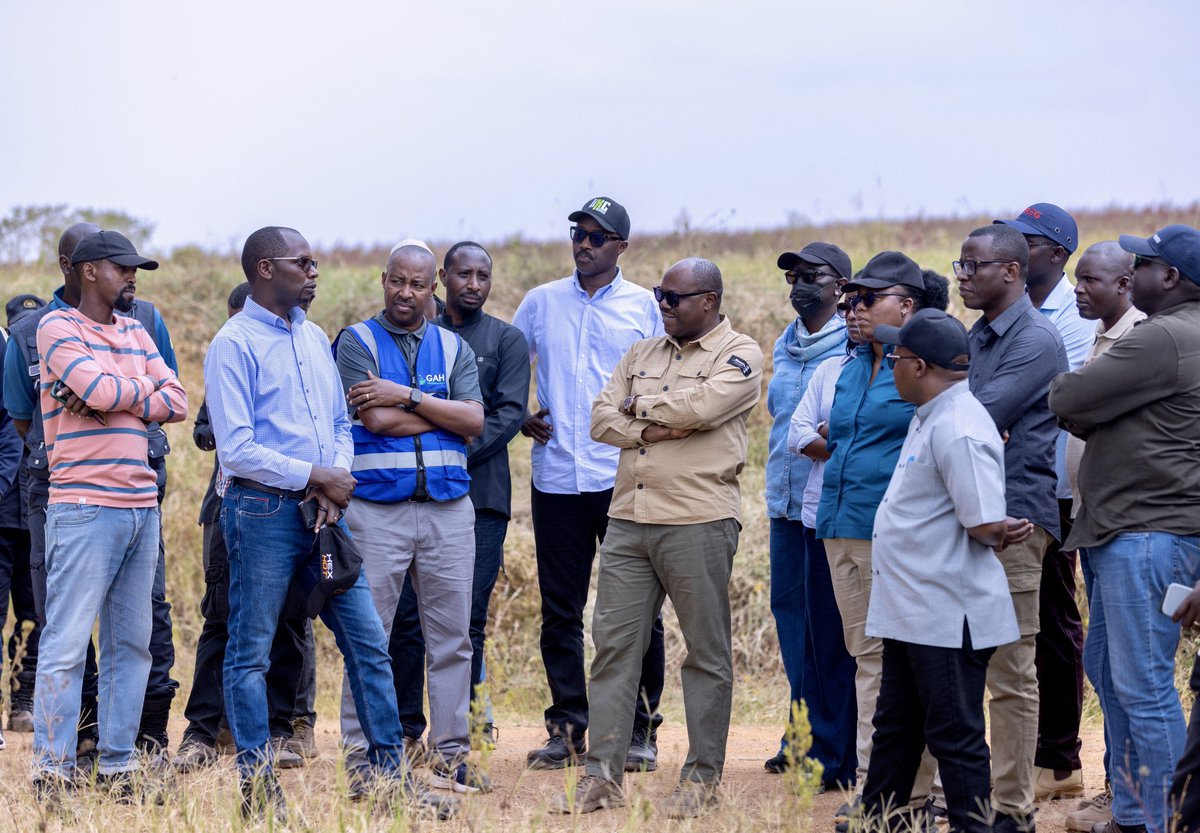 NewTimesRwanda's tweet photo. Investors operating at the Gabiro Agribusiness Hub have asked the government to reduce irrigation water tariffs, saying high water costs are increasing production expenses and affecting the competitiveness of their businesses.

Read more: https://t.co/UVV9MDhgvp https://t.co/8nSfkDTd1o