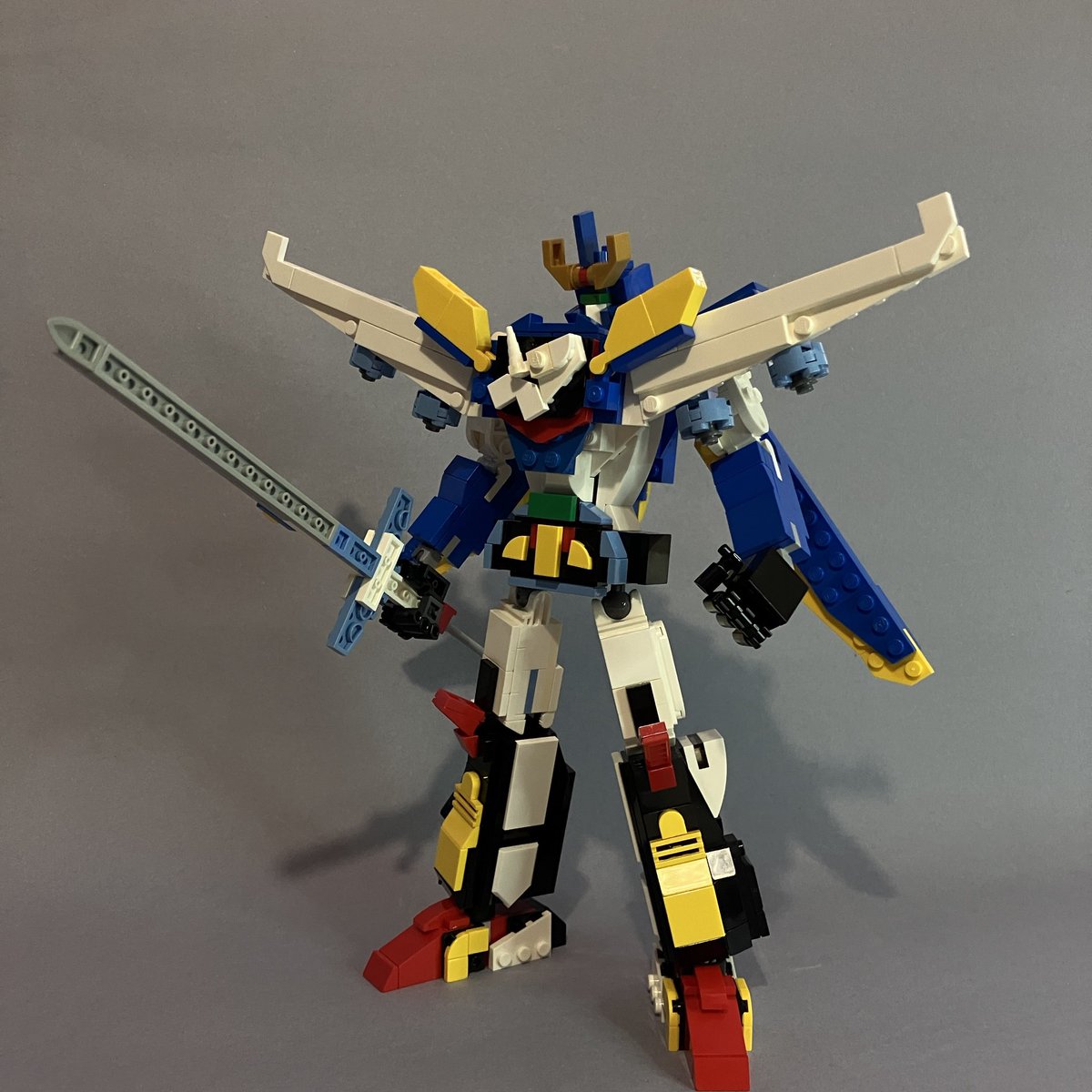 LegoGuy31's tweet photo. LEGO 伝説の勇者ダ・ガーン - 空の三体合体 Sky Saber (スカイセイバー)
#伝説の勇者 #ダガーン #スカイセイバー #合体 #LEGO #MOC #MOCER #MECHA #MECH #BRAVE #braveseries #勇者 #robo #robot #cartoon #anime #japan #90s #90sanime #toy #takara #the合体 #legomoc #afol #伝説の勇者ダガーン https://t.co/bLcPcVclql