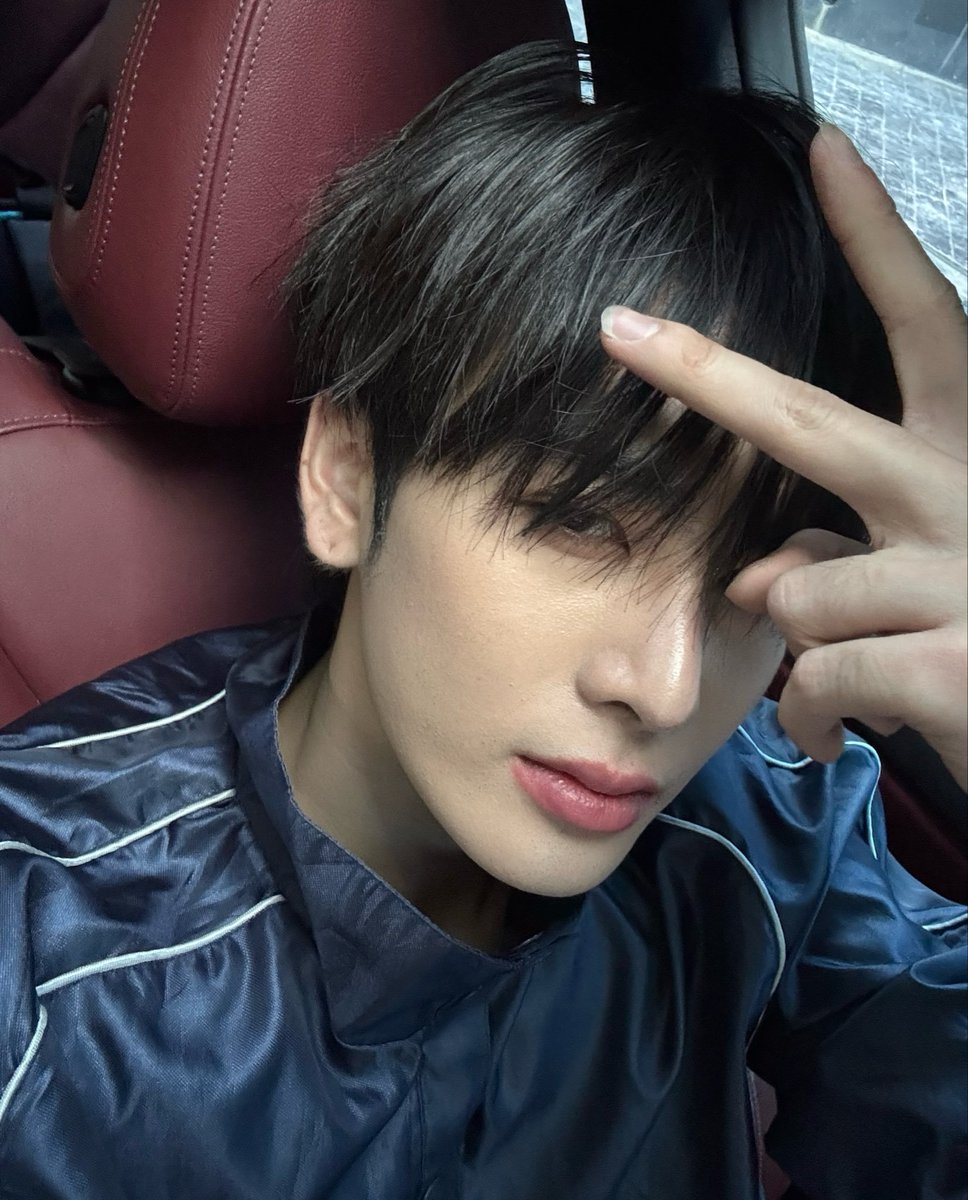 peddatingtata's tweet photo. PERTHPPE UDAH JAGO SKRG SELCANYA ANGLE SANTAPP https://t.co/nn1CoSi1XW