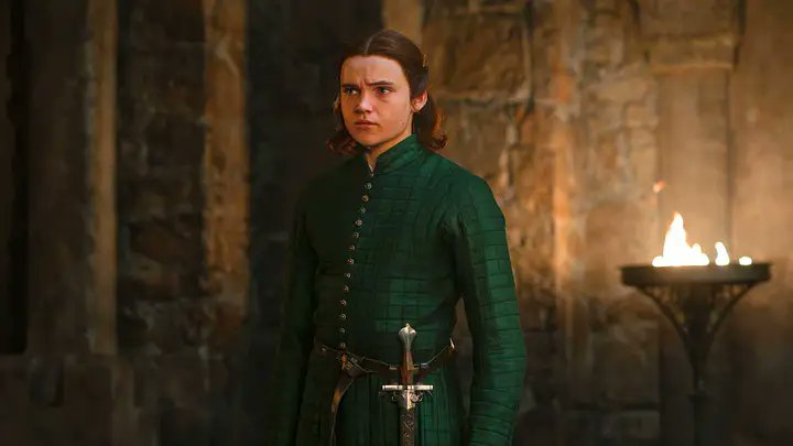 th3CritclMaestr's tweet photo. I hated episode 3x4 of House of the Dragon. 🙄 It's such a poorly written episode, and the Hightowers - one of the most fascinating families in Fire & Blood - are reduced to cartoonishly evil villains. In fact, why is almost every member of Team Green either a one-dimensional psychopath or some morally abhorrent caricature??? 🤔👀

Ormund Hightower is a perfect example. In the book, he's essentially a war hero, respected and beloved by the men who follow him. Here, he's turned into an unstable lunatic with anger issues and who murders an innocent man simply because he "laid hands on a Hightower." Why??? 🤦🏾‍♂️ Why couldn't he just be the brave, honourable lord George R.R. Martin wrote him as???

And then there's Daeron. Of course they have him kill an innocent man for no reason. In Fire & Blood, "Daeron the Daring" earns that name because he repeatedly saves the Hightower army from defeat, winning battle after battle on Tessarion. He's courageous, clever and, as his nickname suggests, his also very daring. But on the show??? Apparently the best way to characterize him is by having him needlessly kill civilians. It's so baffling the choices that these writers make. 🤦🏾‍♂️

Aegon, meanwhile, is humiliated yet again. In episode 3x1, the writers reportedly wanted him to kiss some random man's feet, but Tom Glynn-Carney pushed back against that decision because he felt like it wasn't something that Aegon would do. Now, in episode 3x4, they're making him kneel and kiss a guy named Janos's feet instead. What is this obsession with humiliating Aegon??? Every other episode seems determined to degrade him, as if the writers are terrified viewers might actually like the character.

And then there's Rhaenyra. She's now Queen of the Seven Kingdoms, and the show makes sure you never forget it. In every episode someone always has to remind the audience that "Rhaenyra is our rightful queen". The Lady of Tumbleton says it, Lady Arryn says it, and at this rate, a newborn baby will probably say it while suckling at its mother's breast. Like, we get it ready for Christ sake.

The problem that the writers have with Team Green manifests the opposite way when it comes to Rhaenyra. With Team Green, the writers are obsessed with turning them into cartoonish villains, but with Rhaenyra, they are constantly trying to scrub away all her flaws.

In Fire & Blood, Rhaenyra imposes heavy taxes on the smallfolk after Tyland hides the crown's gold. But of course, on the show, Lord Manderly takes the blame instead. In the book, she has Tyland Lannister tortured when he refuses to reveal where the treasury is. But on the show, Tyland conveniently isn't around (he might even be dead). In the book, she never even thinks to borrow from the Iron Bank. But of course, on the show, she's wise enough to do exactly that. 

It's the same pattern over and over again: the Greens are humiliated, villainized and stripped of their nuance, while Rhaenyra is endlessly sanitized and presented as the wise, righteous queen who can do no wrong. 😇

It's so unbelievably stupid. This isn't the Dance of the Dragons. It isn't George R.R. Martin's story anymore. It's fucking a farce. 😤😤😤
