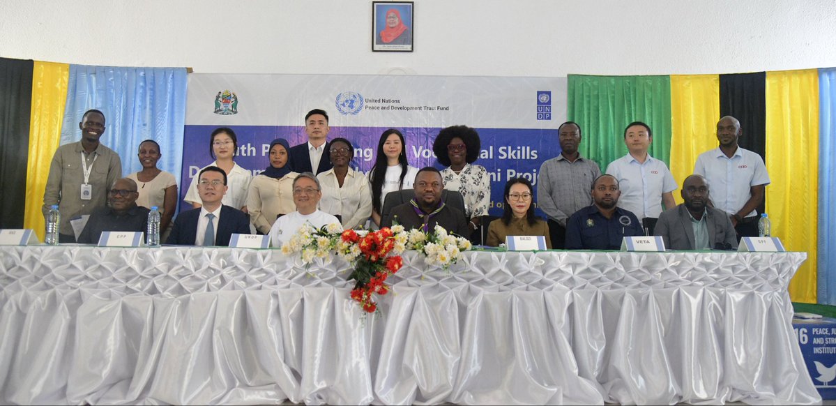 undptz's tweet photo. Private sector partnerships drive real change! Asante sana China Petroleum Pipeline Ltd. (CPP) for funding this cohort. With 10 years in TZ, 400+ local staff, and hundreds of youth internships provided, CPP is setting a benchmark for corporate responsibility. https://t.co/M193OBrnEF
