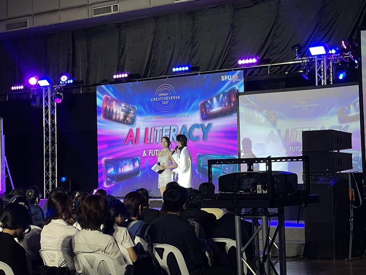 5PM_NON's tweet photo. ‼️วันนี้มาที่งาน SPUCA AI CREATIVEVERSE🤖
เป็นงานที่เอาไว้โชว์ผลงานของคณะ นิเทศศาสตร์ ของมหาวิทยาลัยศรีปทุม 
ผลงานของแต่ละคนมีความคิดสร้างสรรค์และก็ครีเอทีฟมากๆ #SPUCAaiShowcase https://t.co/UtUZ43rF92