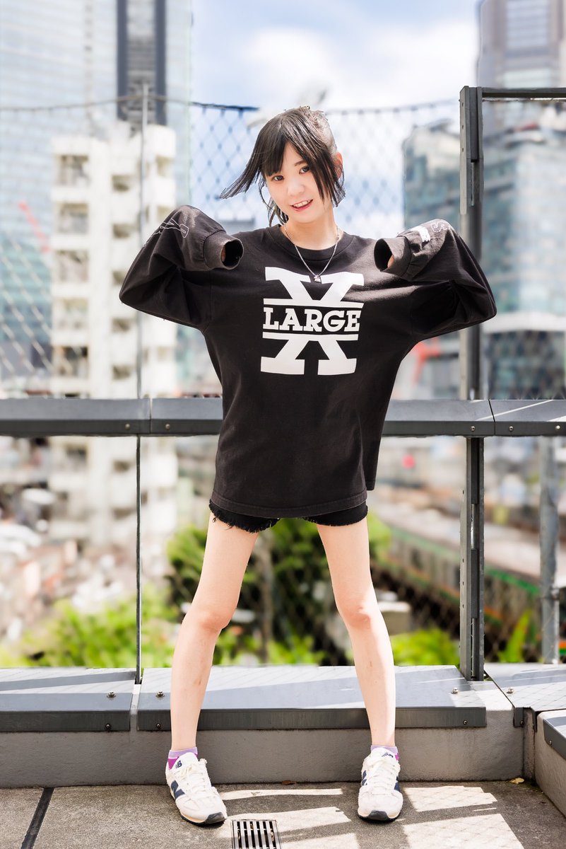 shizuku_mczk's tweet photo. おはよ！️🩵

しずくが大好きなお花、名残惜しいけど…

#新しいアイコン #被写体 #ポトレ #ポートレート #ポトレ撮影 #東京 #渋谷 #ストリート #ストリートスナップ #カメラマンさんとつながりたい #いいね #いいね集め #いいね返し 

📸たかまっくすカメラマンさん 
     【@takamax00 】 https://t.co/3eFsxnvOkU