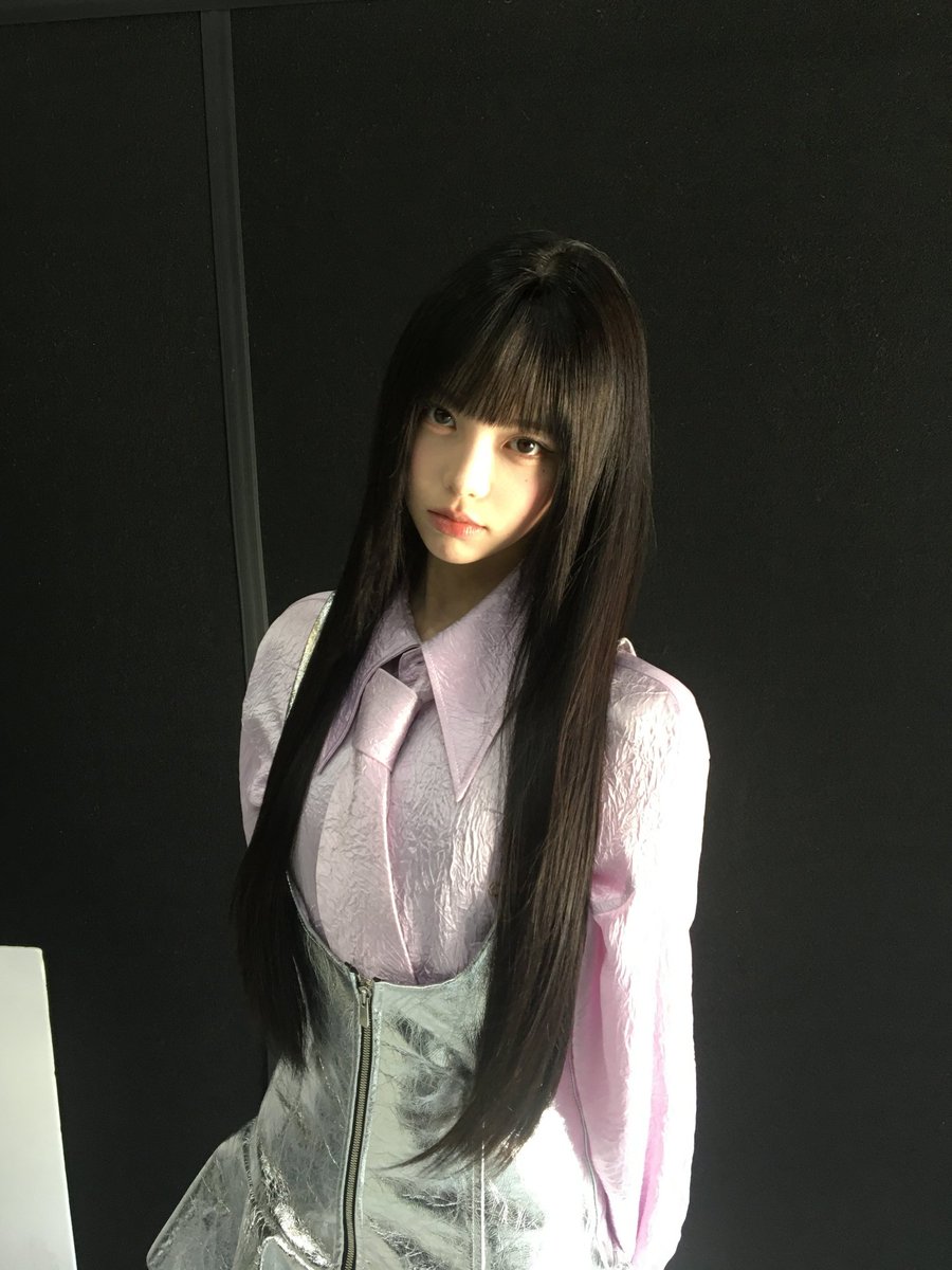 hatw0ha's tweet photo. ㅈㅇㅇ이 집착할거같고 막 그러네... https://t.co/RxyiyjOjCn