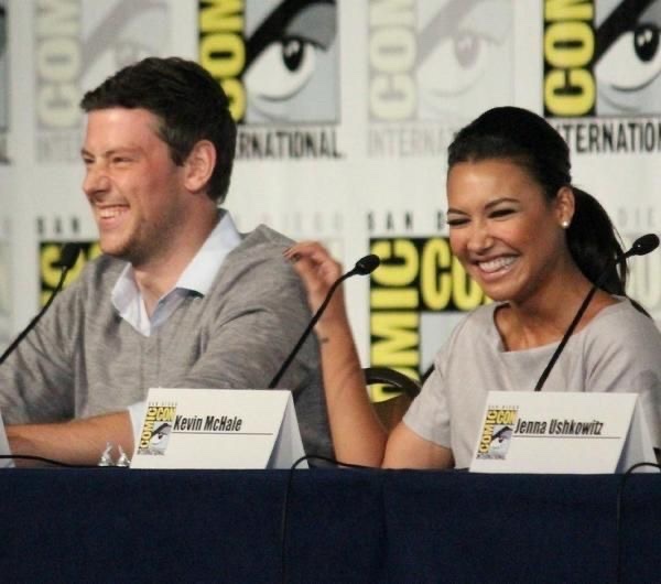 Hourly Santana tweet media