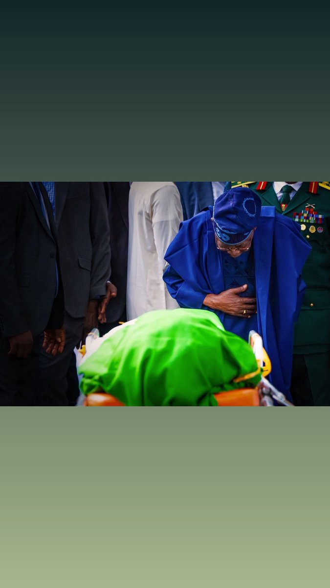 08_03tweets's tweet photo. 1 year ago today,

Buhari came. Buhari saw. Buhari conquered. Buhari didn't leave Nigeria in a constitutional crisis. He completed his earthly duties!

Goodbye our General. May we meet in Paradise❤️ https://t.co/8rnKyhDgMz